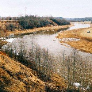 Starp Ventu, muižām un dzelzceļa stigu (29 km) 1